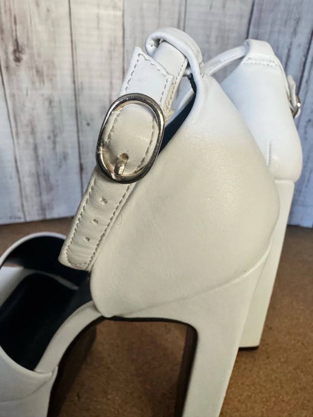 Steve Madden White Platform 7M Ankle-Strap Heels Pumps White